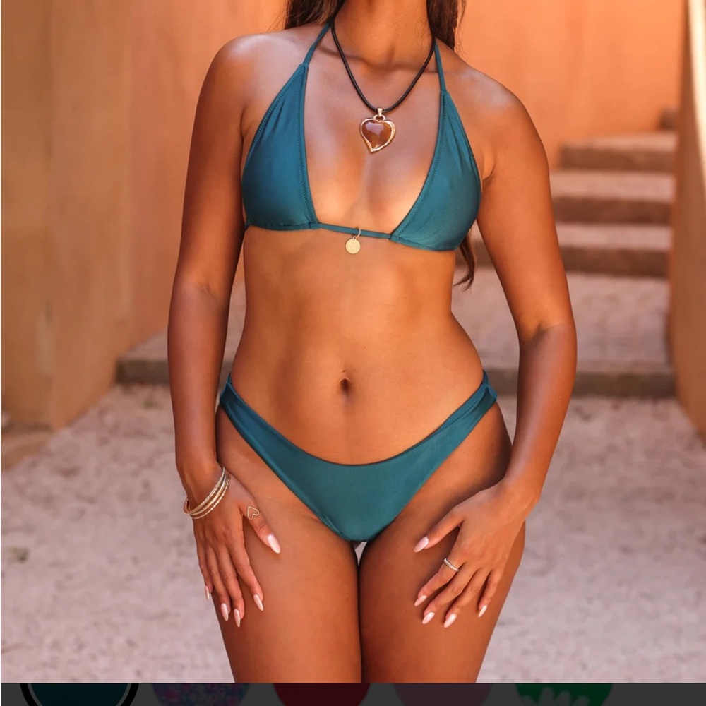 Bikini bottoms